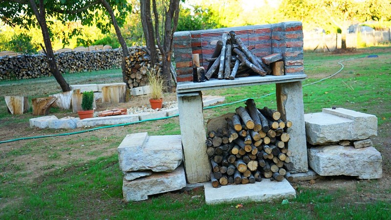 Chez_Louis_barbecue