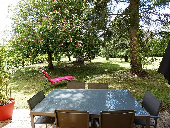terrasse et jardin
