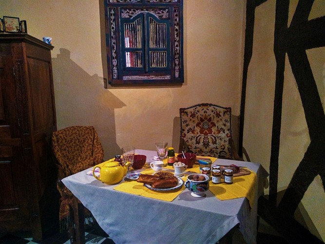 table petit Dej.