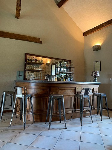 Photo du Bar dans la grande salle à Manger