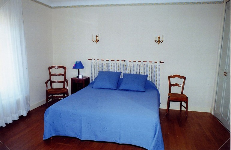 G DHEUNE Chambre