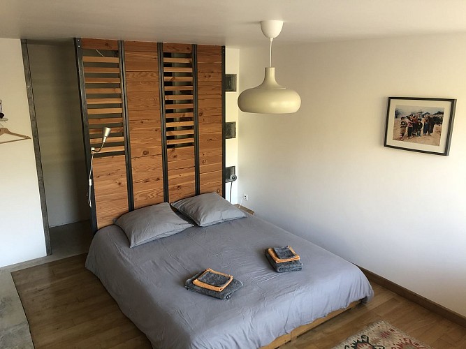 Les sanitaires privatifs au fond