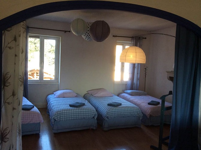 L'alcove et ses 4 lits