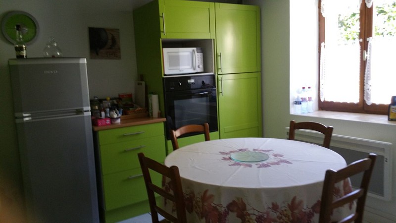 Cuisine équipée_Gîtes_Domaine de Montvaltin_Le Breuil.