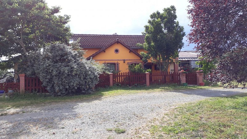 VUE MAISON DE LA COURT