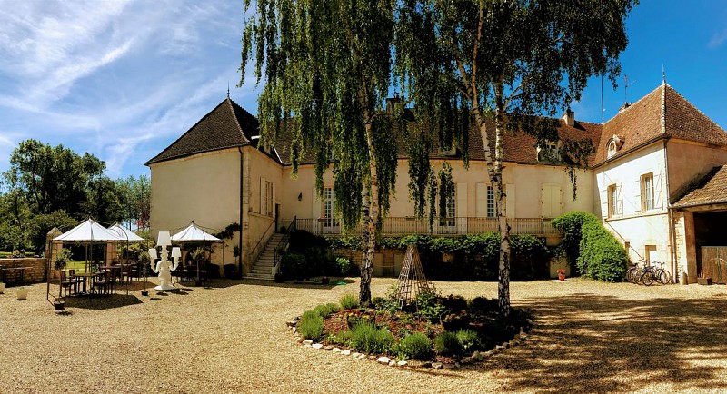 Domaine Pont Juillet - terrasse-parking