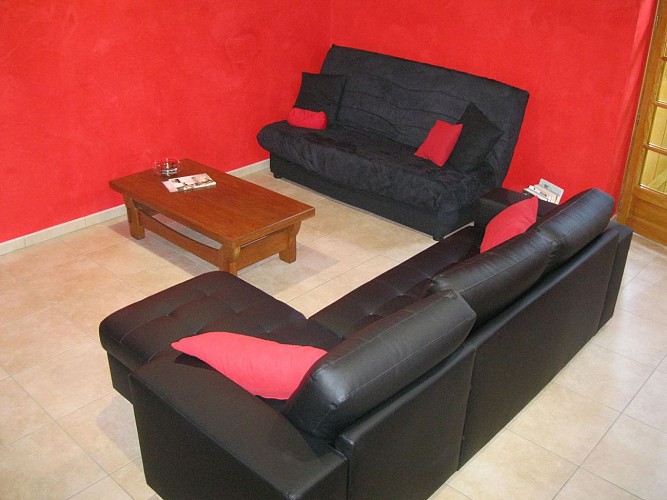 salon2-gite-lecusson-la-comelle