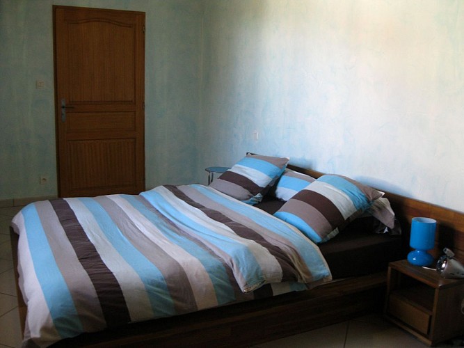 chambre-gite-lecusson-la-comelle