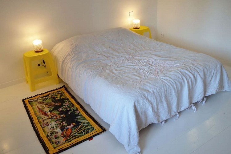 Chambre d'hotes à 20 minutes de Cluny Trivy  Lit queen size
