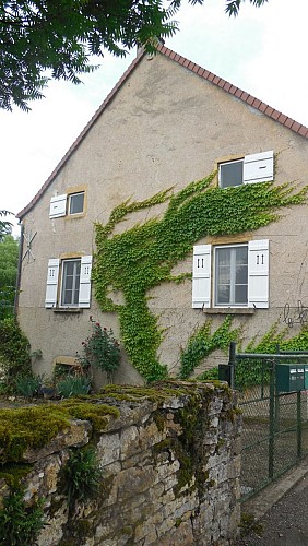 La Source de Taizé Maison devant_ N.Schwarzbauer