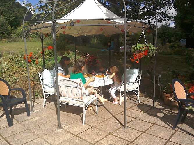 Enjoy breakfast in the garden