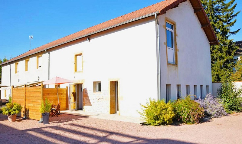 Terrasse - Appartement Meublé d'Hôtes-PARAY-LE-MONIAL