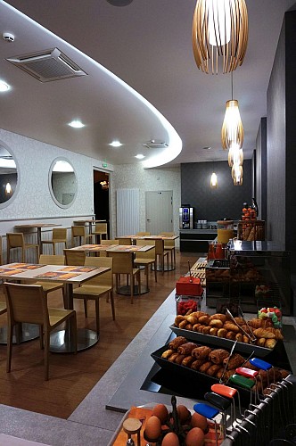 Buffet-Hôtel-de-Bourgogne