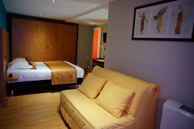 Familiale-Hôtel-de-Bourgogne