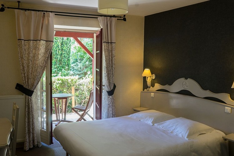 LE MOULIN 71 - Chambre terrasse-1