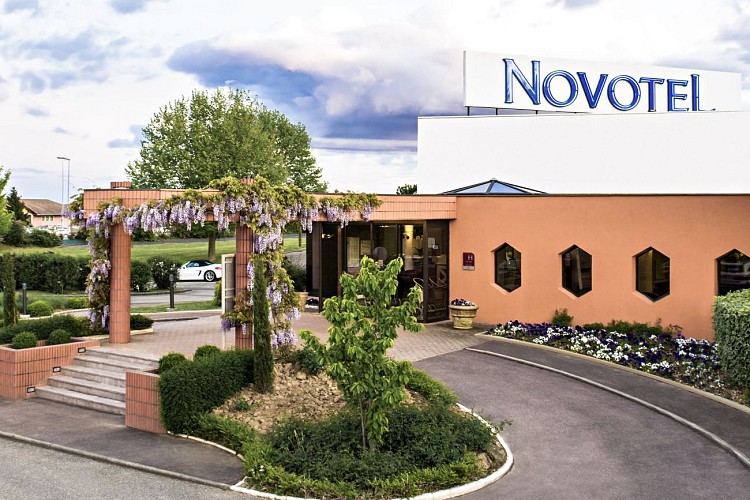Novotel Mâcon nord Accueil