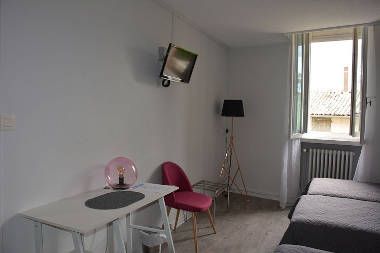 vue extérieur chambre hotel st philibert