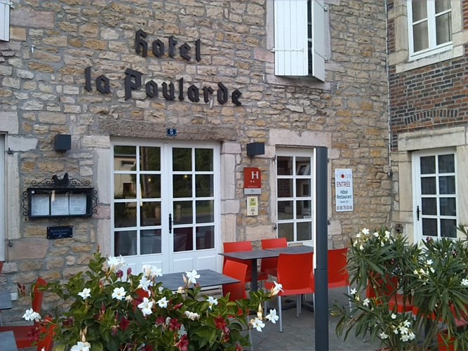 Facade @ La Poularde