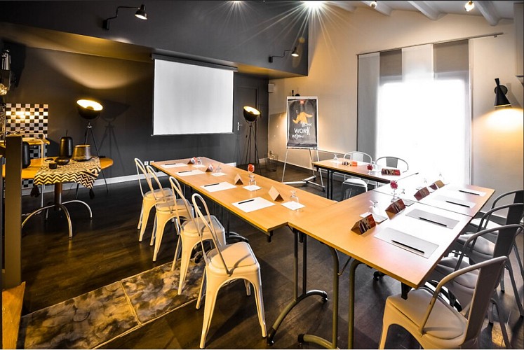 Salle de séminaire ibis mâcon sud crêches