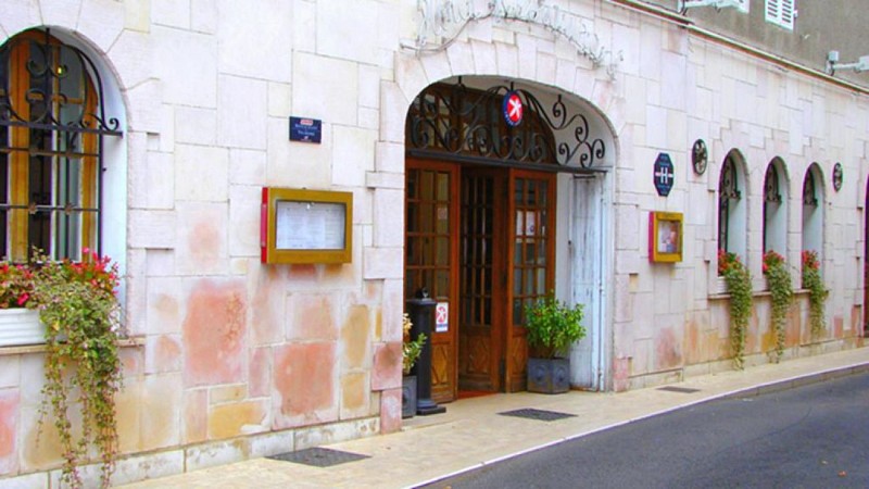 Façade hôtel - Hostellerie des Trois Pigeons - Paray-le-Monial