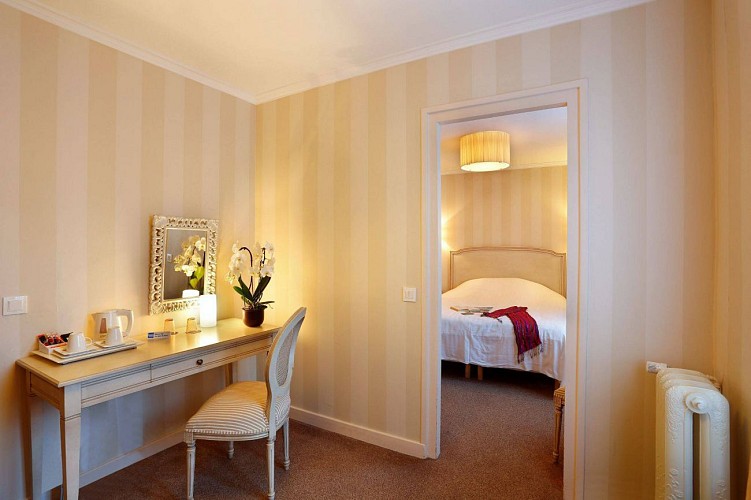 Junior Suite - Hostellerie des Trois Pigeons - Paray-le-Monial