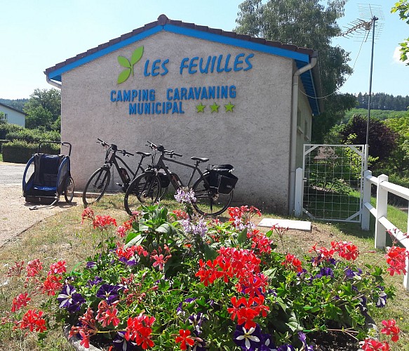 Accueil Camping*** "Les Feuilles"