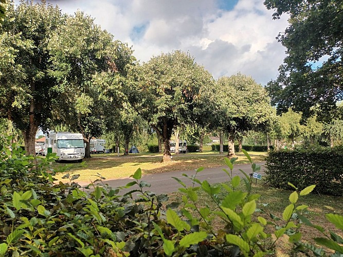 Camping La Clochette Salornay sur Guye