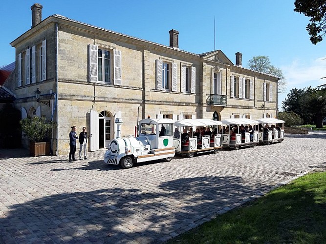 chateau marquis de vauban blaye côtes de bordeaux train 800x600