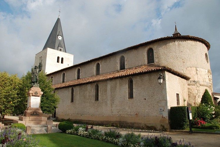 Eglise Saint Pierre des Luys
