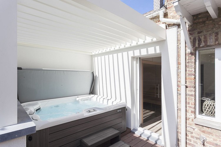 Elementy_soins_et_spa_privatif_BLG_383293_14