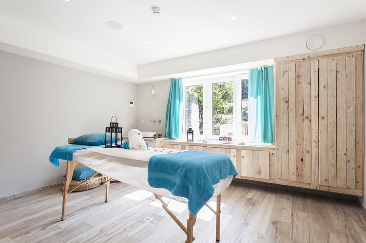 Elementy_soins_et_spa_privatif_BLG_383293_4_2