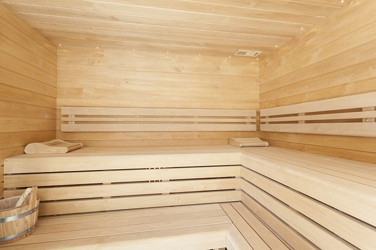 Elementy_soins_et_spa_privatif_BLG_383293_4_5