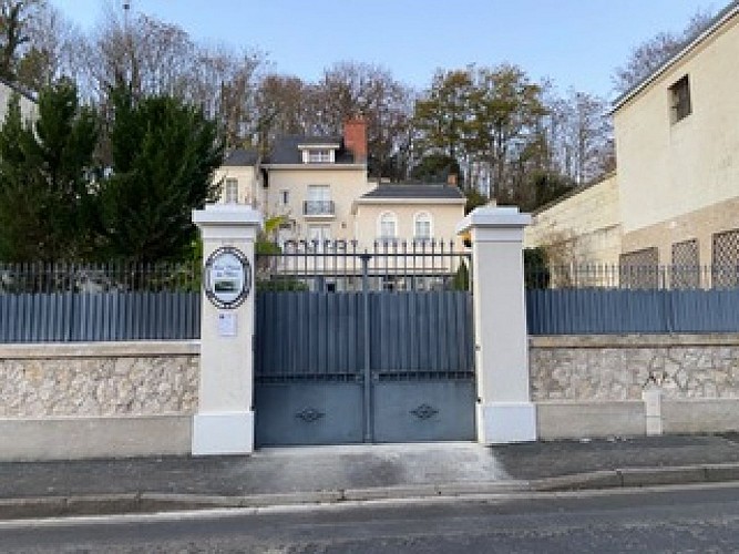 LES RIVES DU CHER - COTE RUE