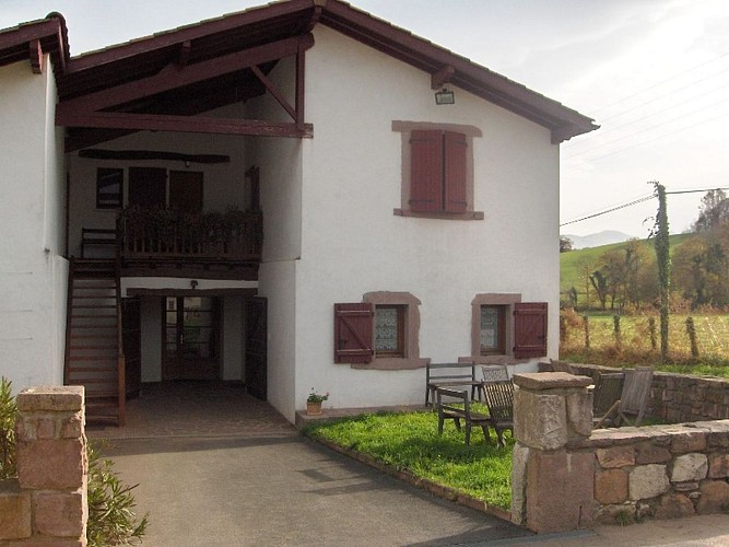 Ferme Auberge Pekoainia-Anhaux-facade