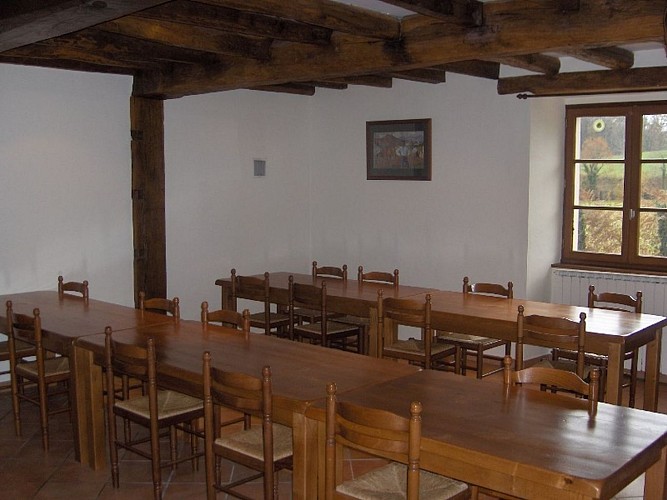 Ferme Auberge Pekoainia-Anhaux-salle-a-manger