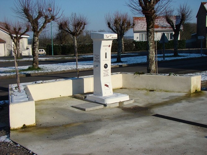 Aire de camping-car de Vayres