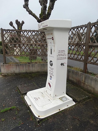 Aire de service de Vayres