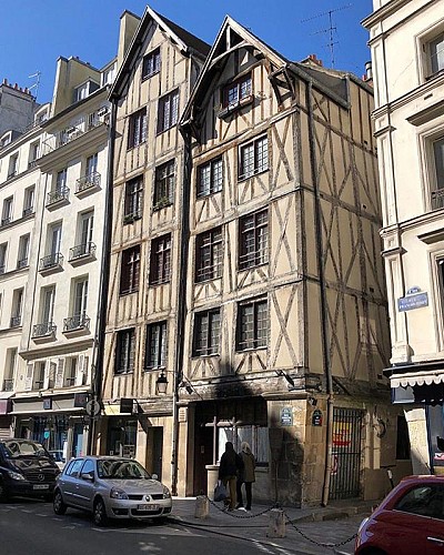 Rue François Miron - Maisons à colombages