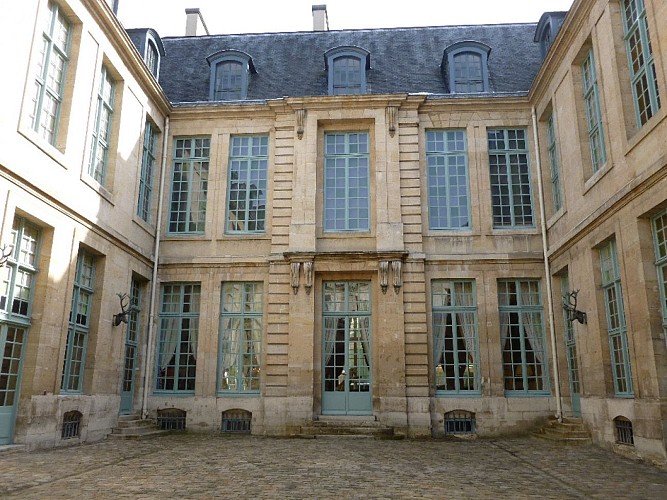 Hôtel de Guénégaud - Musée de la Chasse et de la Nature