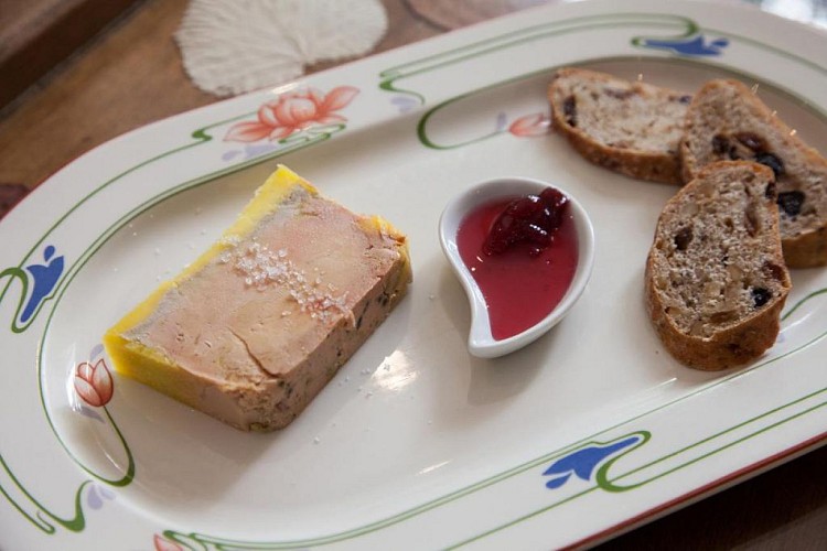 assiette foie gras lion d'or