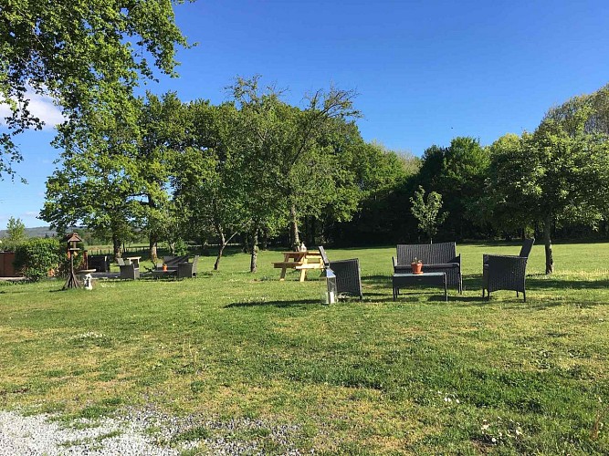 Aire d'accueil camping-car Fonclaire_2