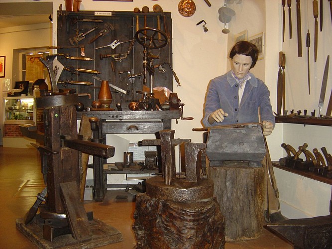 "Les Amis de l'Outil" Museum of old trades