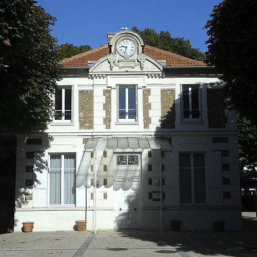 Maison de Banlieue et de l'Architecture