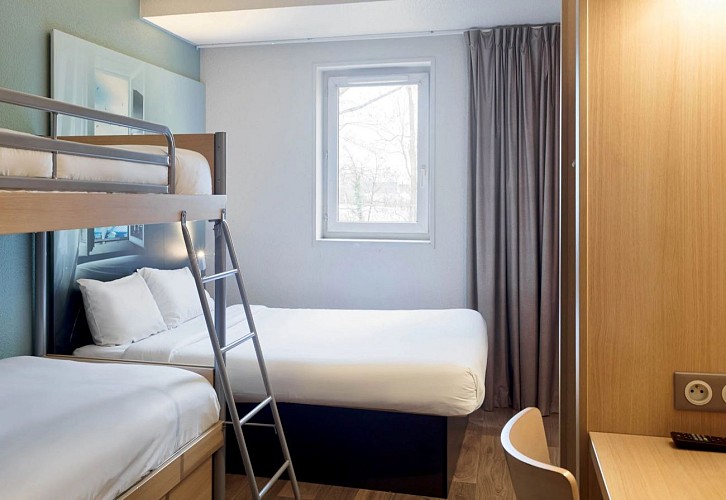 Hôtel B&B Saint-Michel-sur-Orge**