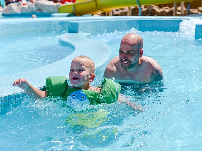 Emplacements camping-cars Camping La Guyonnière