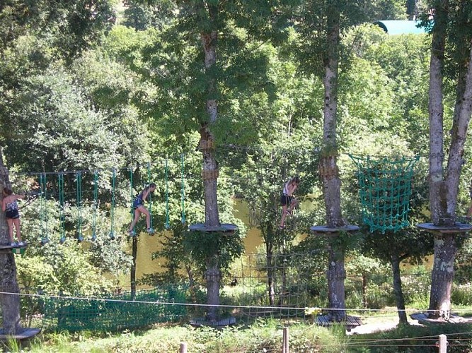 Plan d'eau de Saint-Clément : Saint-Clément Aventure Accrobranche