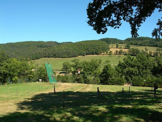 Plan d'eau de Saint-Clément : Saint-Clément Aventure Accrobranche
