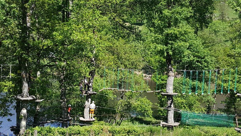Plan d'eau de Saint-Clément : Saint-Clément Aventure Accrobranche