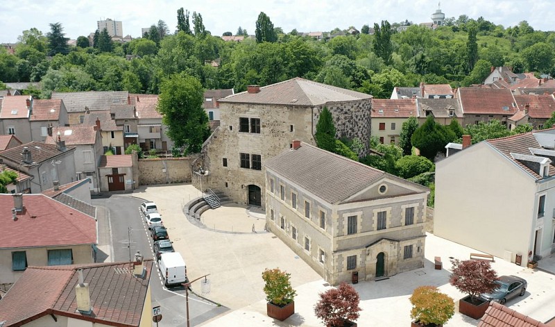 La Tour Prisonnière et les Souterrains