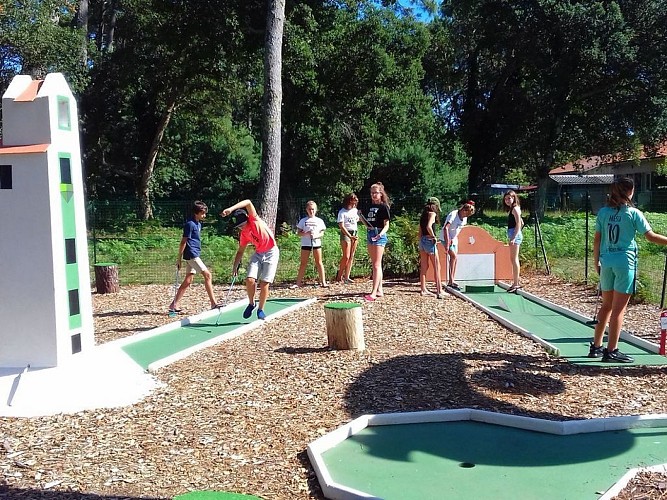 TS2019-Mini-Golf ondres jeunes